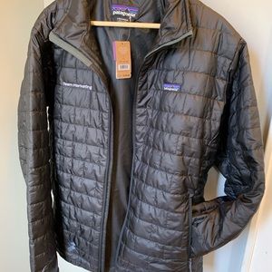 Men’s Patagonia nano puffer, Large